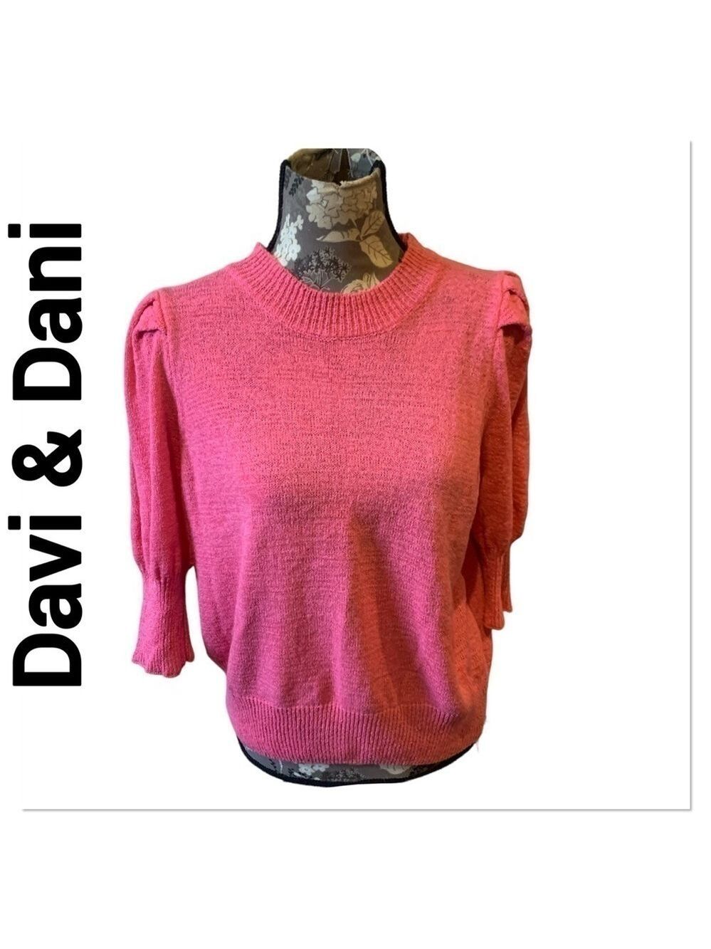 DAVI & DANI Pink Puff Sleeve Sweater size medium